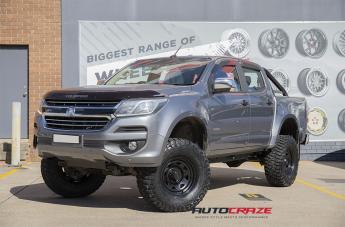 HOLDEN COLORADO TERRA SATIN BLACK
